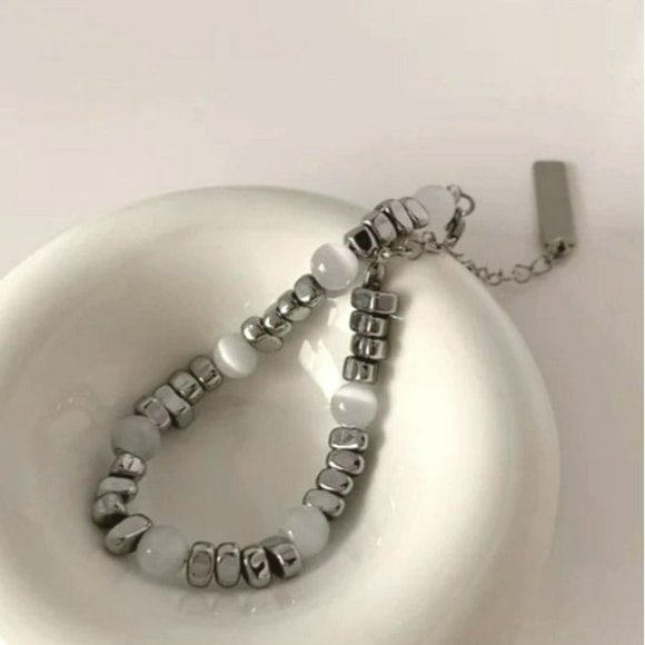 Cats Eye Beaded Bracelet 7in Extendable 2in Stainless Steel Metal NEW - Picture 2 of 6